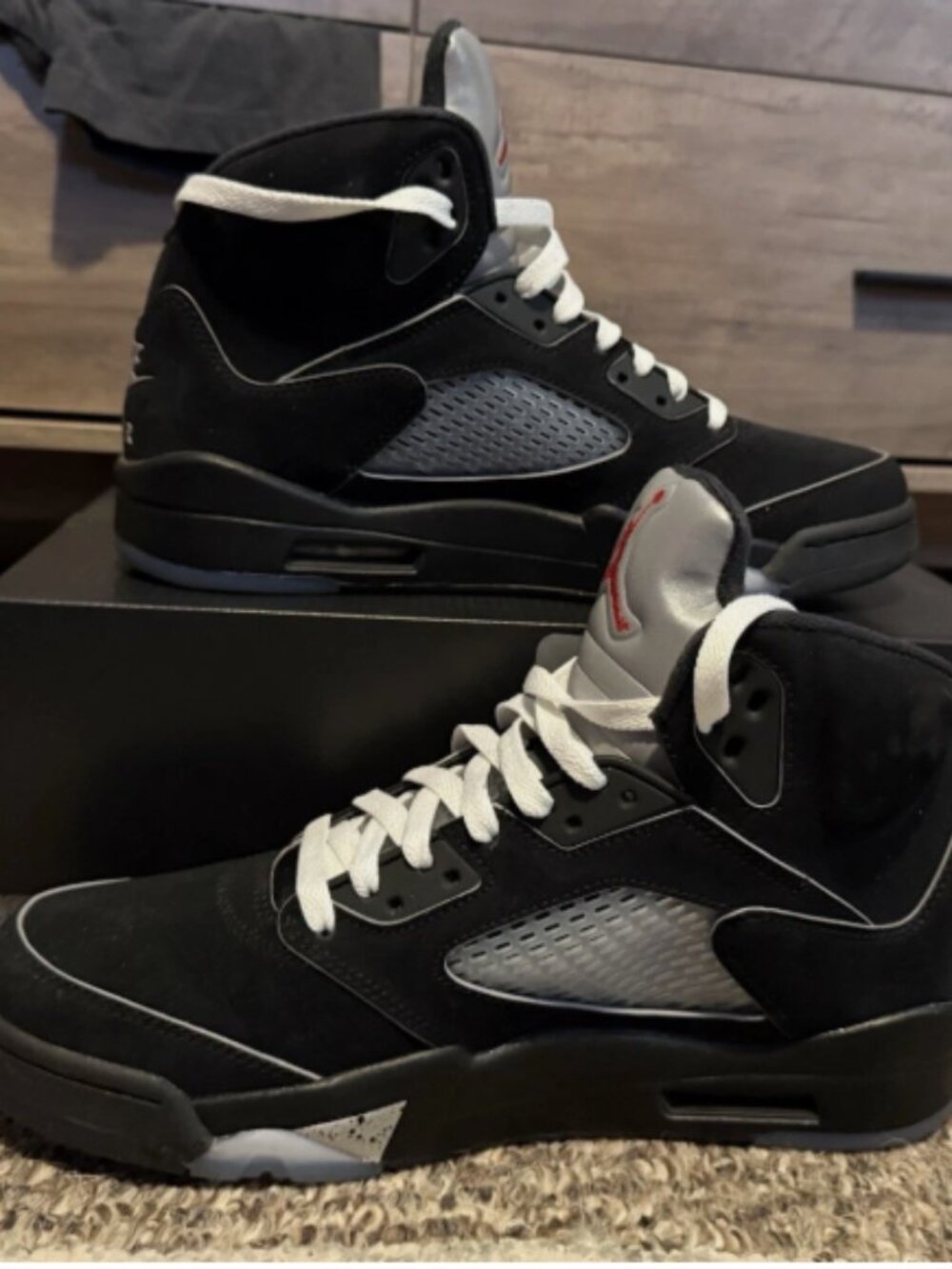 Air Jordan 5 Retro OG Black Metallic